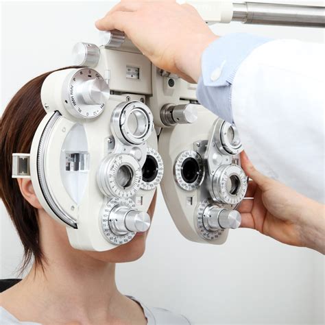 refractometry eye test